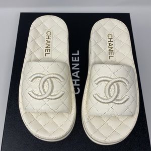 Chanel Top Down Lambskin Quilted mules size 36